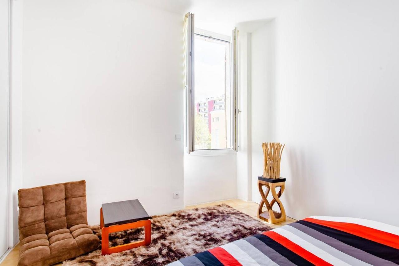 Room Rental In Apartment In Марсель Экстерьер фото